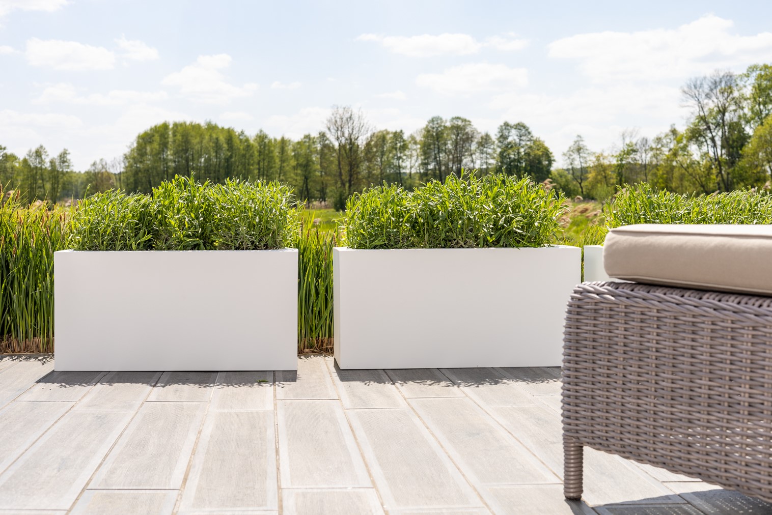 Podłużna prostokątna donica Monumo Lungo